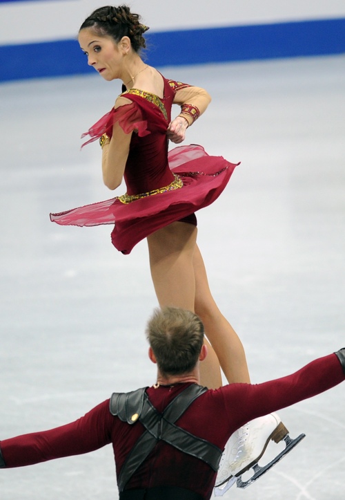 Фоторепортаж о выступлении Веры Базаровой и Юрия Ларионова на сочинском Гран-при. Фото: Julian Finney/Getty Images Фоторепортаж о выступлении Веры Базаровой и Юрия Ларионова на сочинском Гран-при. Фото: Julian Finney/Getty Images